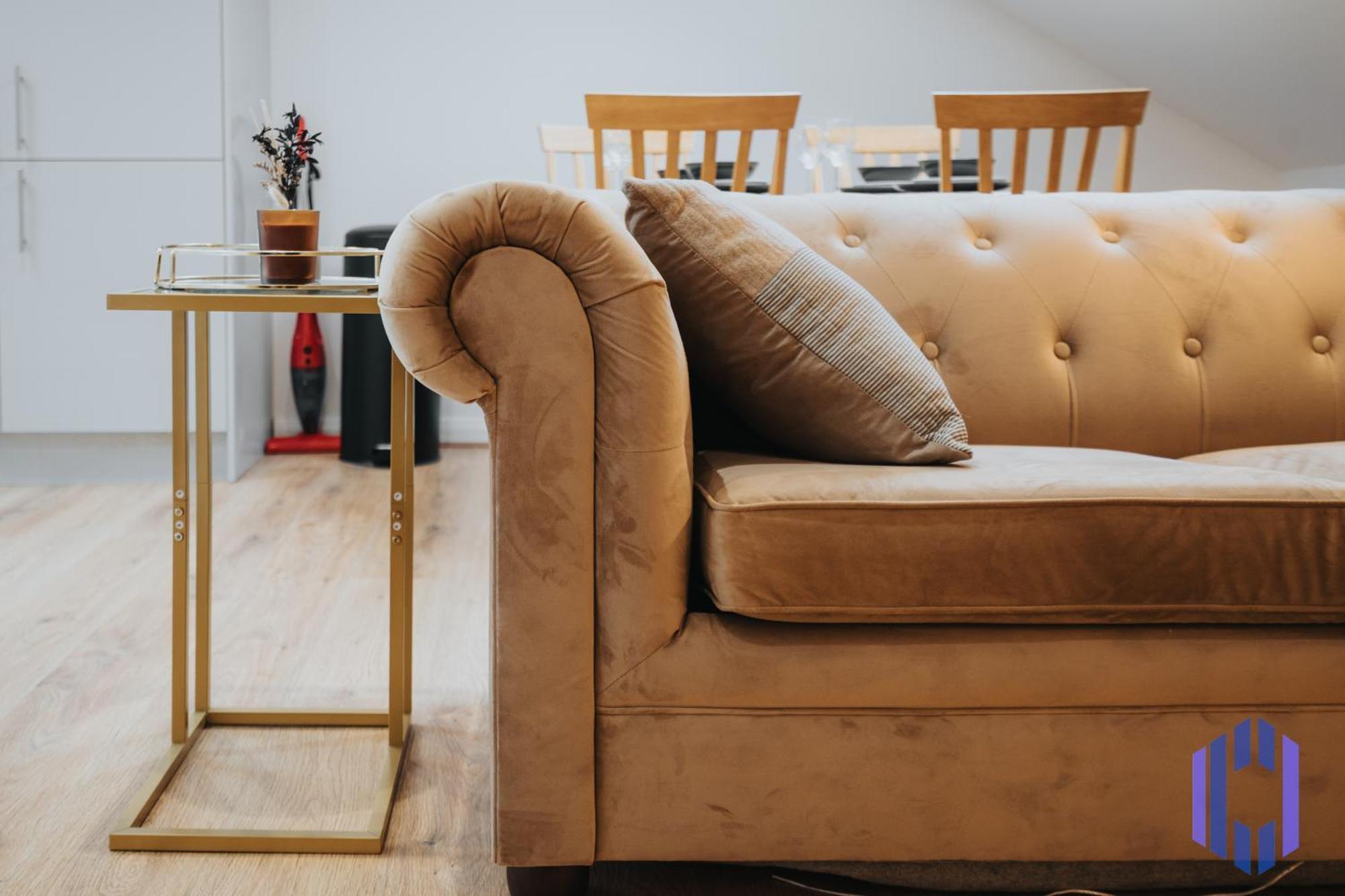 Apartment Scandi Loft Style - Sleeps 6 - Near Airport Manchester